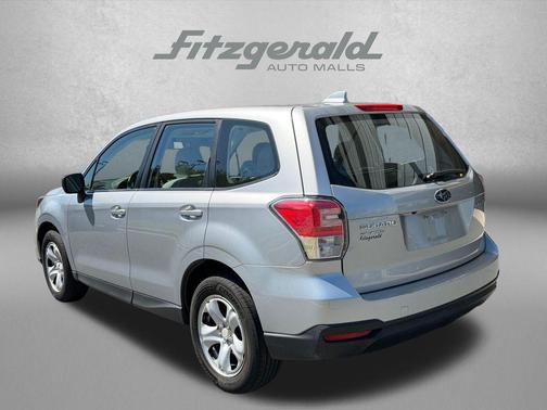 Ice Silver Metallic 2018 Subaru Forester 2.5i