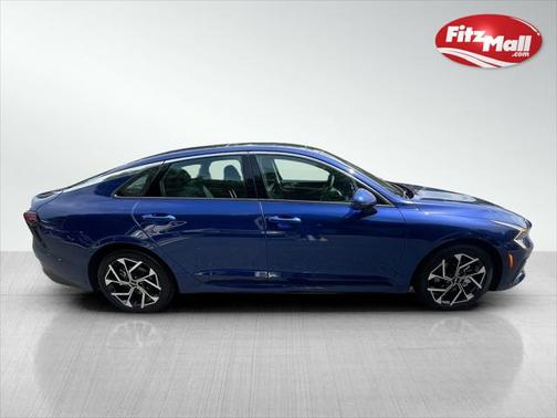 2025 Kia K5 EX