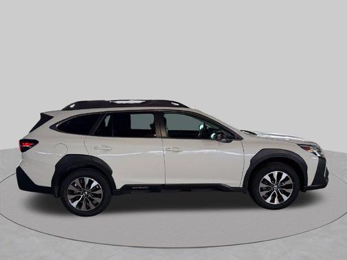 Crystal White Pearl 2025 Subaru Outback Limited