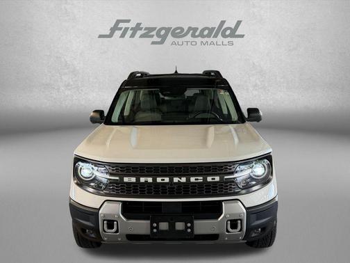 Oxford White 2025 Ford Bronco Sport Badlands