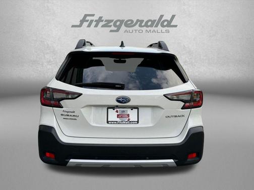 Crystal White Pearl 2024 Subaru Outback Limited