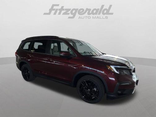 Deep Scarlet Pearl 2022 Honda Pilot AWD Special Edition