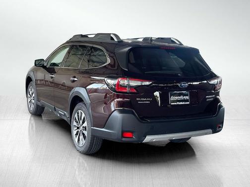 2025 Subaru Outback Touring