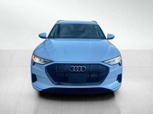 2021 Audi e-tron Prestige