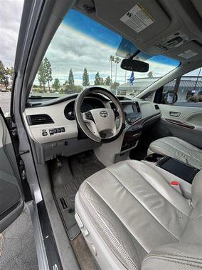 Silver Sky Metallic 2013 Toyota Sienna XLE