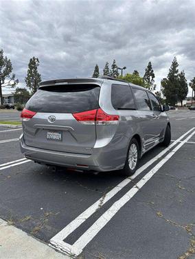 Silver Sky Metallic 2013 Toyota Sienna XLE