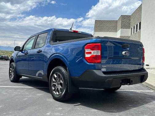 ATLAS BLUE METALLIC 2024 Ford Maverick XLT