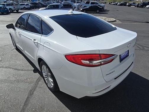 OXFORD WHITE 2020 Ford Fusion SE