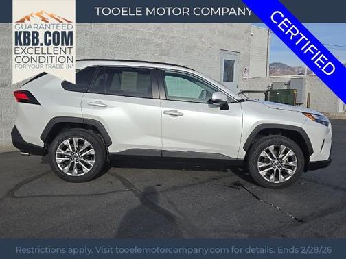 2024 Toyota RAV4 XLE PREMIUM