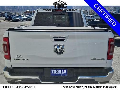 Bright White Clearcoat 2022 RAM 1500 LARAMIE