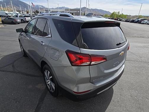 Sterling Gray Metallic 2024 Chevrolet Equinox PREMIER