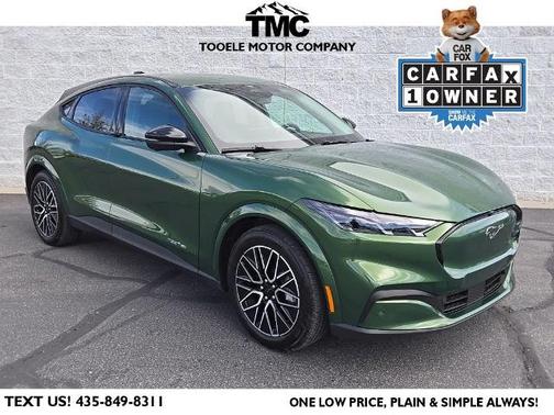 ERUPTION GREEN METALLIC 2025 Ford Mustang Mach-E PREMIUM