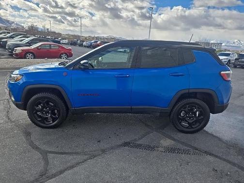 2023 Jeep Compass TRAILHAWK