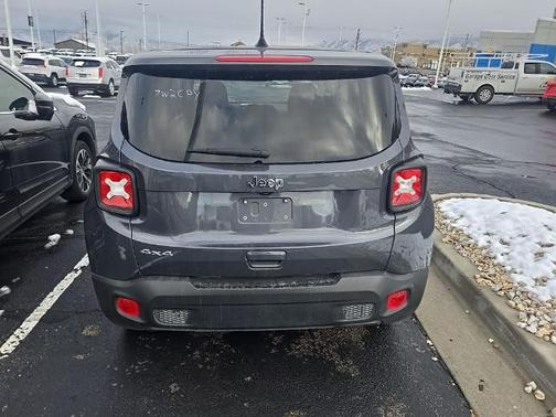 2023 Jeep Renegade LATITUDE