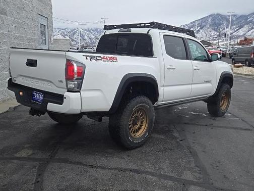 2022 Toyota Tacoma TRD OFF ROAD