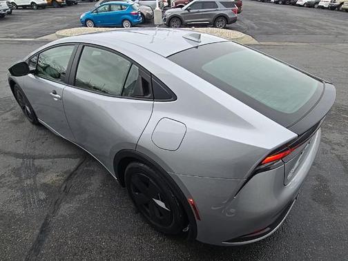 2024 Toyota Prius LE