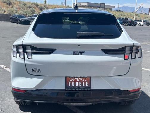 SPACE WHITE METALLIC 2023 Ford Mustang Mach-E GT