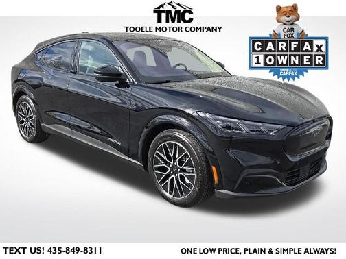 SHADOW BLACK 2025 Ford Mustang Mach-E PREMIUM