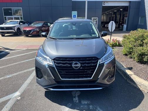 2023 Nissan Kicks S