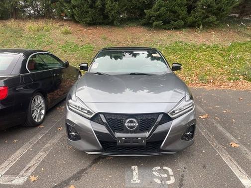 2023 Nissan Maxima SR