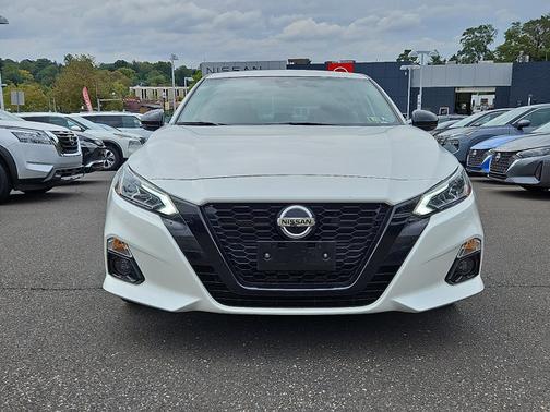 2022 Nissan Altima 2.5 SR