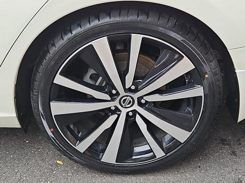 2020 Nissan Altima 2.5 SR