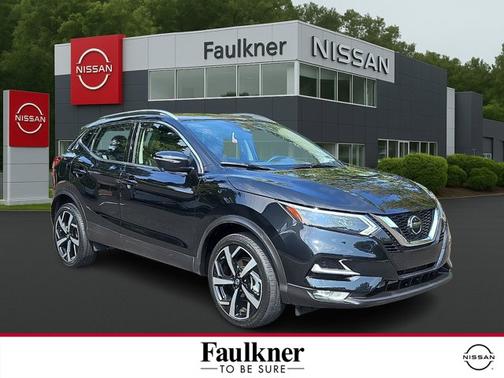 2022 Nissan Rogue Sport SL