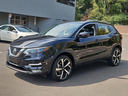 2022 Nissan Rogue Sport SL