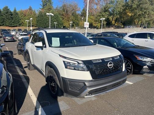 2024 Nissan Pathfinder Rock Creek