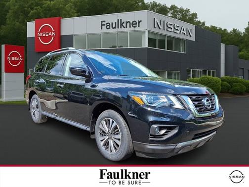 2020 Nissan Pathfinder SV
