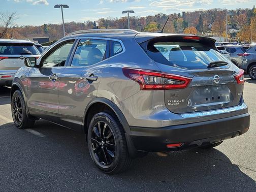 2020 Nissan Rogue Sport SV