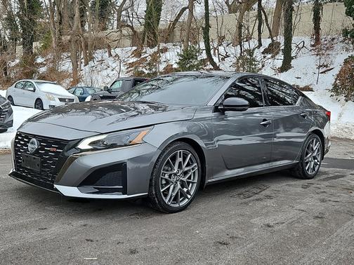 2023 Nissan Altima 2.0 SR