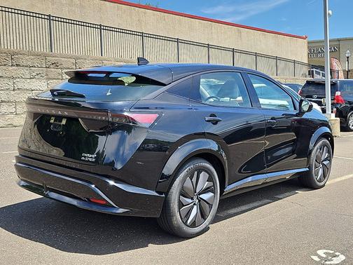 Black (P) 2024 Nissan ARIYA EVOLVE+