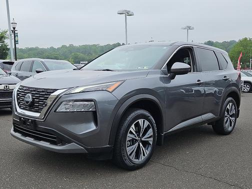 2022 Nissan Rogue SV