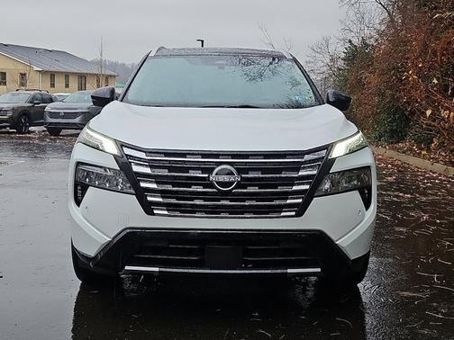 2024 Nissan Rogue Platinum