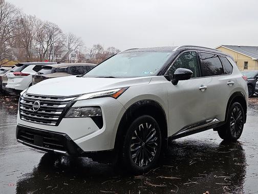 2024 Nissan Rogue Platinum