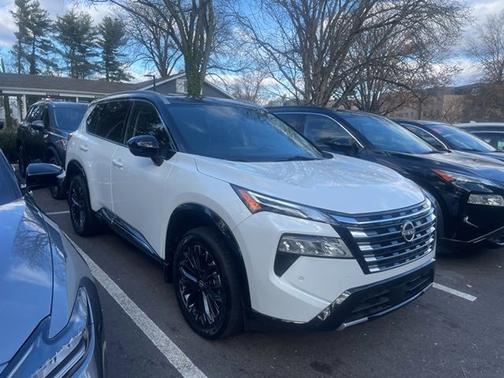 2024 Nissan Rogue Platinum