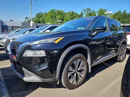 Black 2023 Nissan Rogue SV
