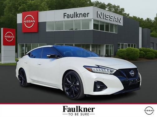 2023 Nissan Maxima SR