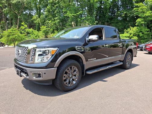 2017 Nissan Titan Platinum Reserve