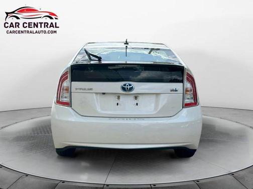 2013 Toyota Prius One