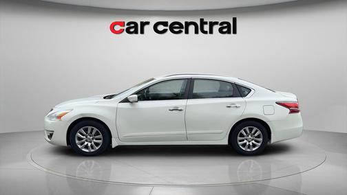 Glacier White 2015 Nissan Altima 2.5 S