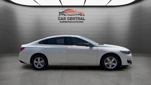 Summit White 2023 Chevrolet Malibu 1LS