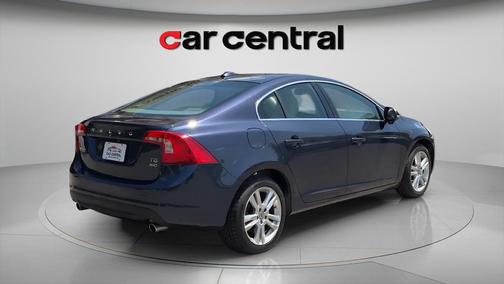 Caspian Blue Metallic 2011 Volvo S60 T6