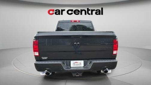 Brilliant Black Crystal Pearlcoat 2016 RAM 1500 Tradesman/Express