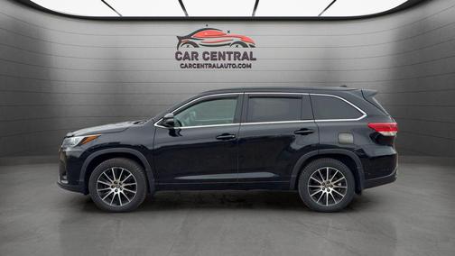 2018 Toyota Highlander SE