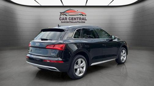 Black Metallic 2018 Audi Q5 2.0T Tech Premium
