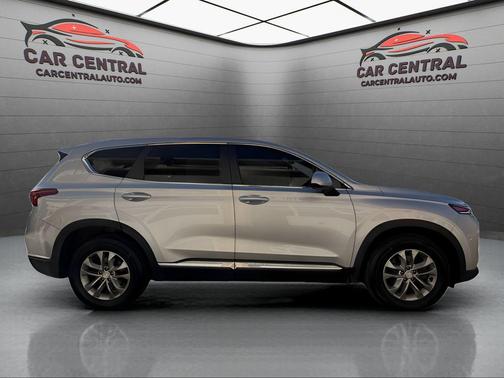 2020 Hyundai SANTA FE SE 2.4