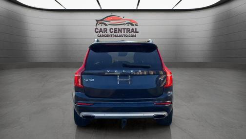 Magic Blue Metallic 2019 Volvo XC90 T6 Momentum
