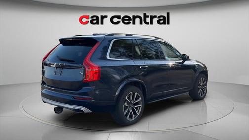 Magic Blue Metallic 2019 Volvo XC90 T6 Momentum
